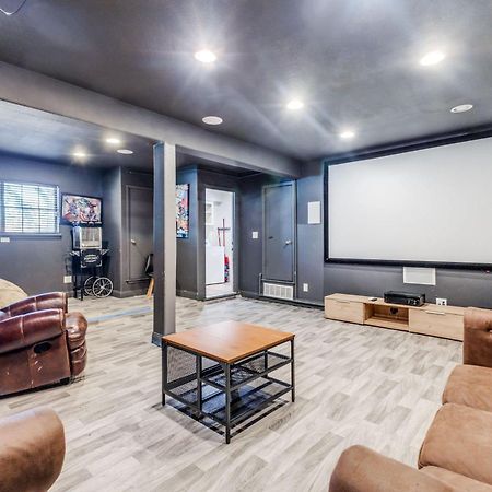 Stunning 5Br 2Ba Holiday Home With Private Pool And Cinema Dallas Extérieur photo